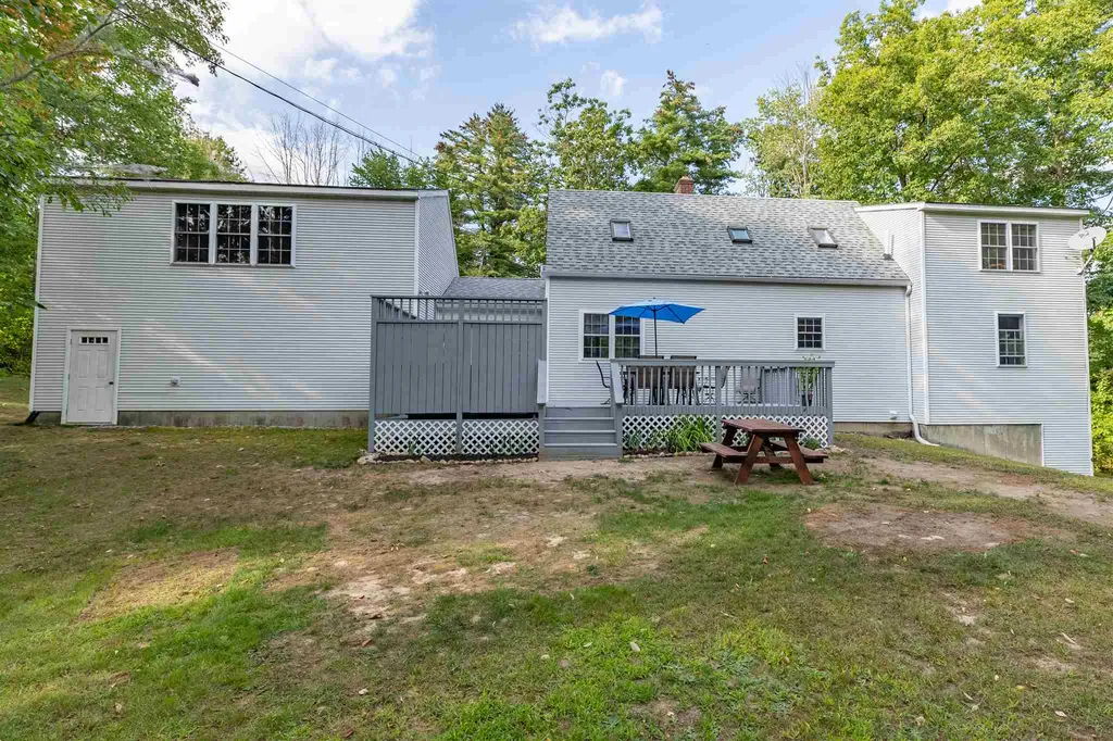 97 Robinson Road Bow NH 03304