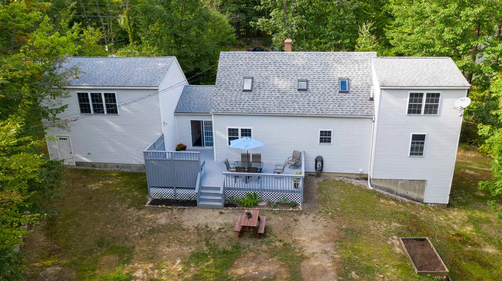 97 Robinson Road Bow NH 03304