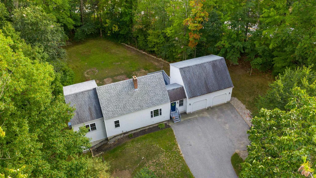 97 Robinson Road Bow NH 03304