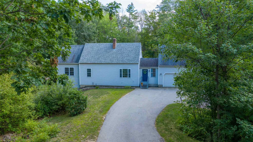 97 Robinson Road Bow NH 03304