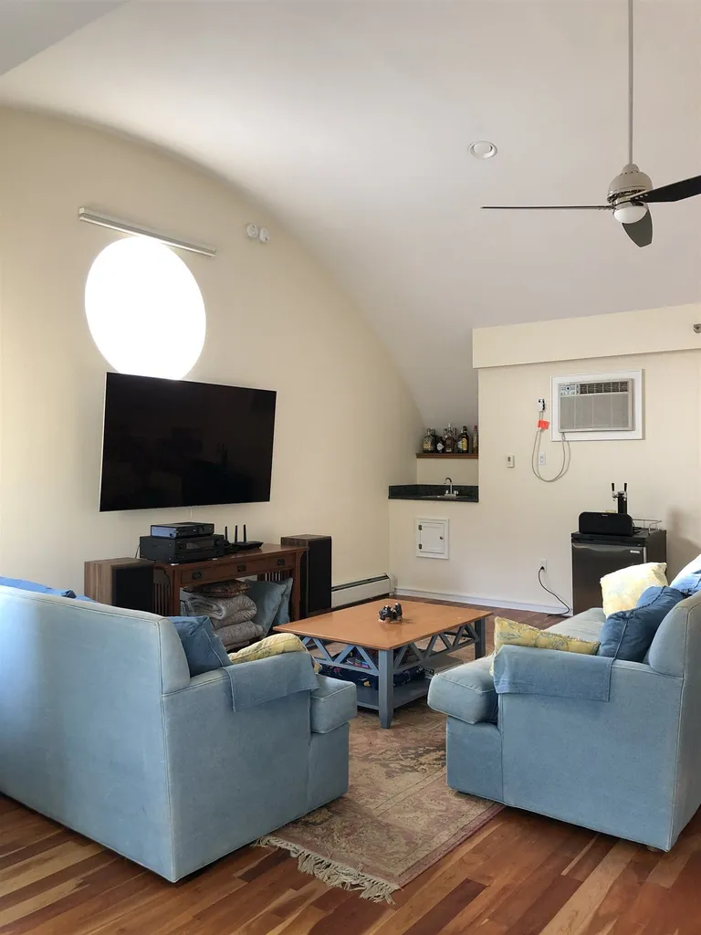 265 Pearl Street Burlington VT 05401