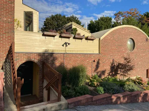 265 Pearl Street Burlington VT 05401
