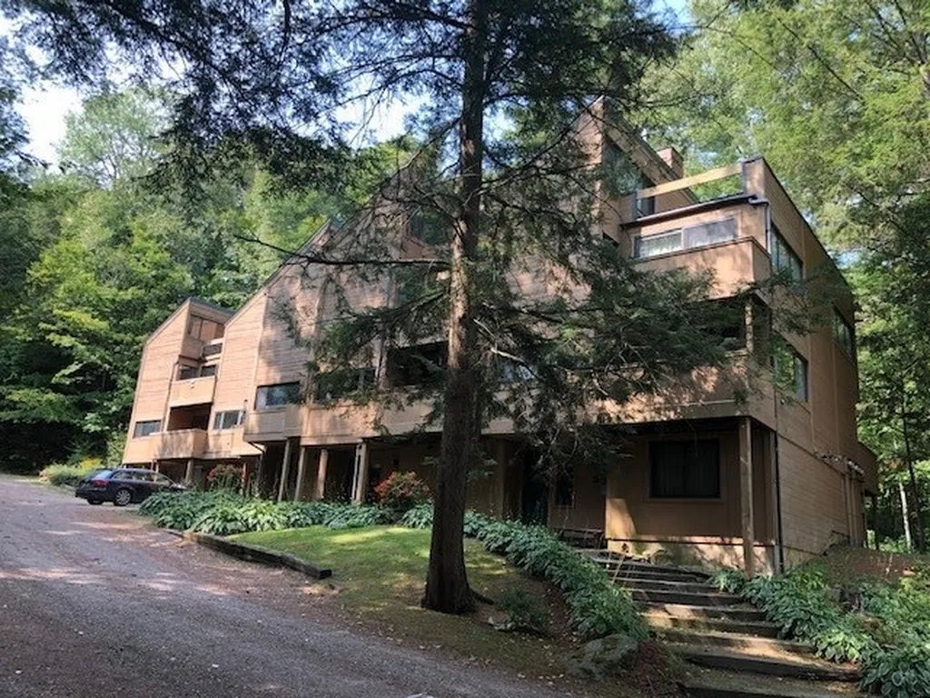 4 Timberline Drive Warren VT 05674