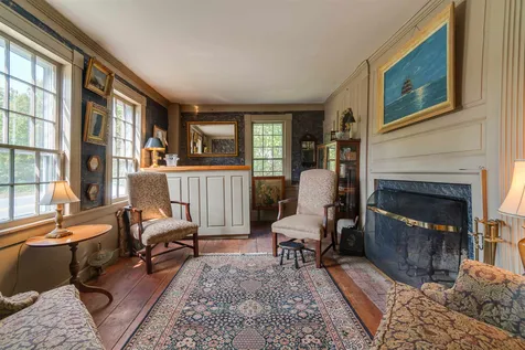 2 Mast Road Lee NH 03861