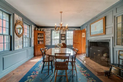 2 Mast Road Lee NH 03861