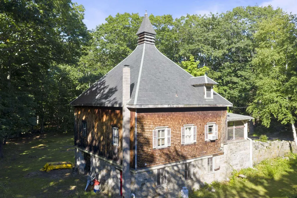 24 Port Way Rye NH 03870
