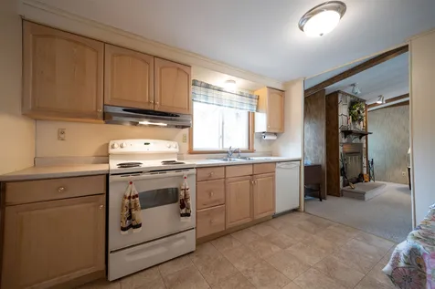 44 Rachael Circle Goffstown NH 03045