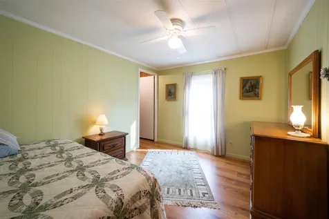 44 Rachael Circle Goffstown NH 03045