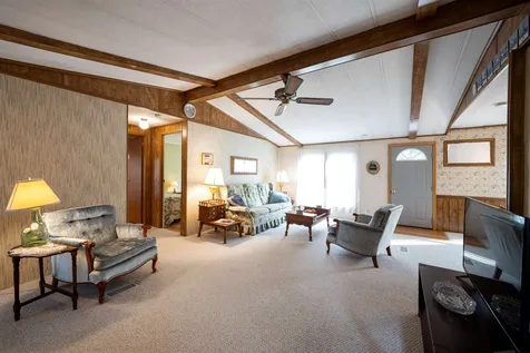 44 Rachael Circle Goffstown NH 03045