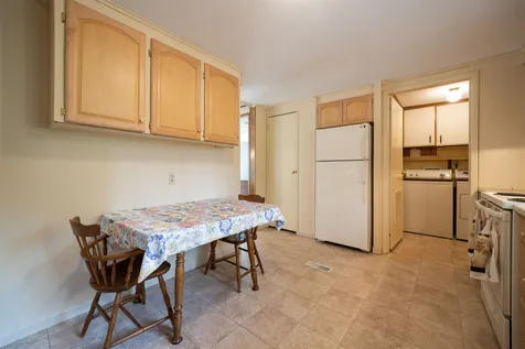 44 Rachael Circle Goffstown NH 03045