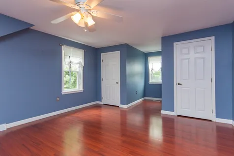 19 Beaujolais Drive Nashua NH 03062