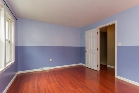 19 Beaujolais Drive Nashua NH 03062