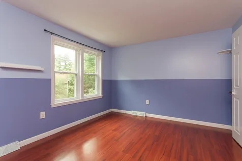 19 Beaujolais Drive Nashua NH 03062