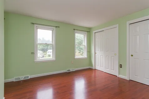 19 Beaujolais Drive Nashua NH 03062