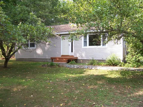 8 Candice Lane Newmarket NH 03857