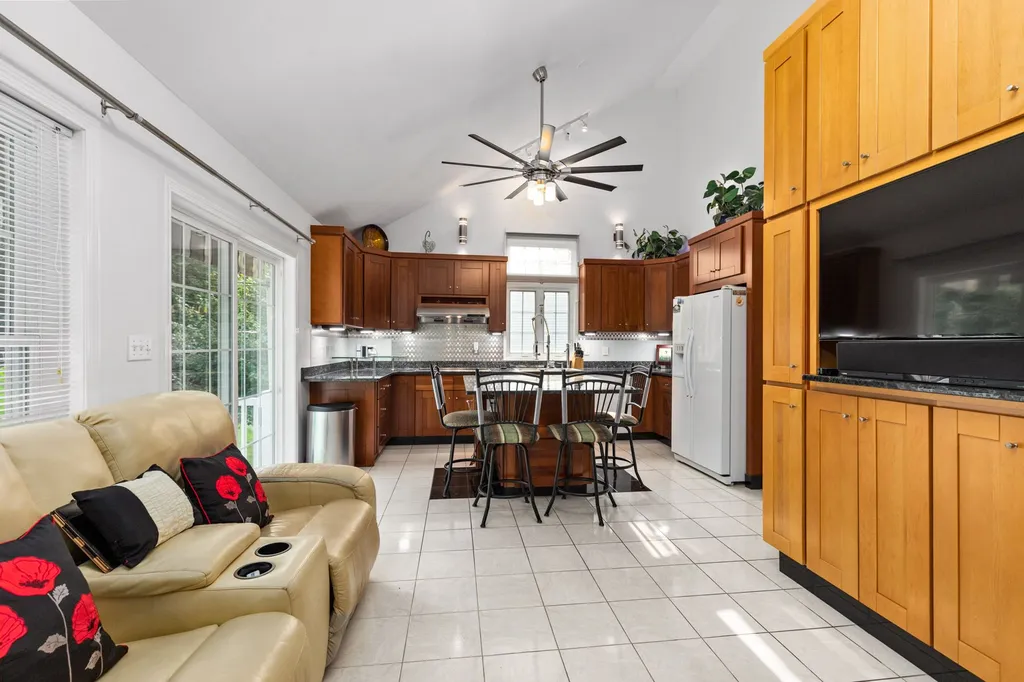 15 Meadowood Drive Exeter NH 03833