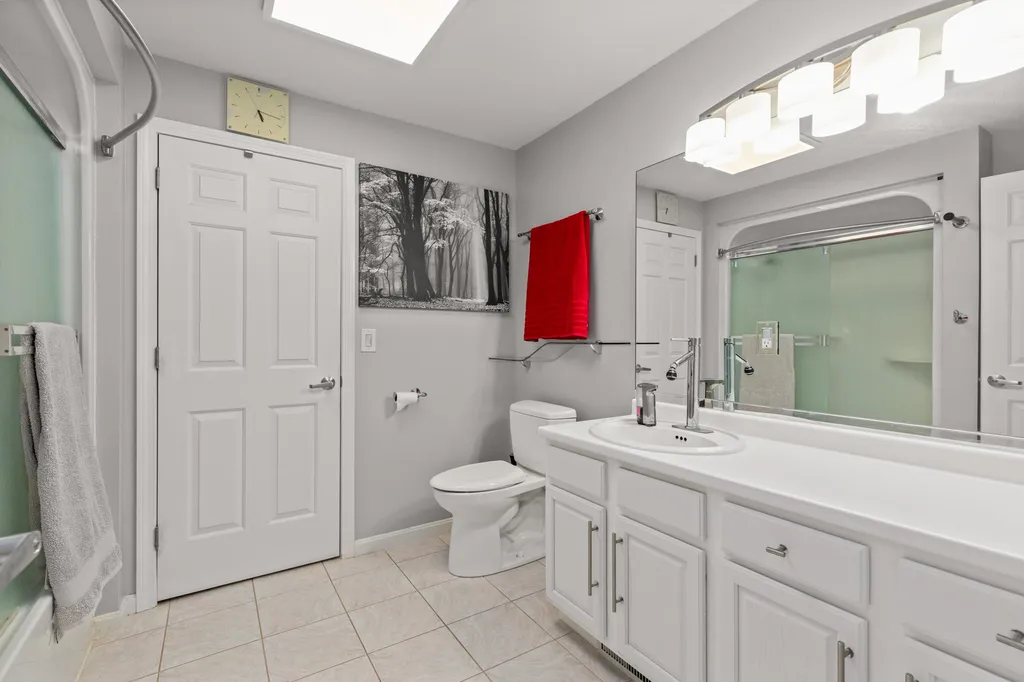 15 Meadowood Drive Exeter NH 03833