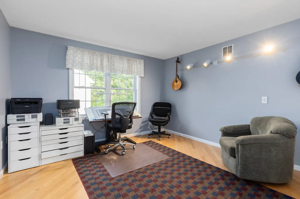 15 Meadowood Drive Exeter NH 03833