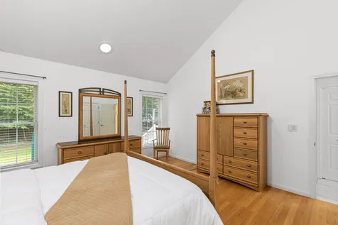 15 Meadowood Drive Exeter NH 03833