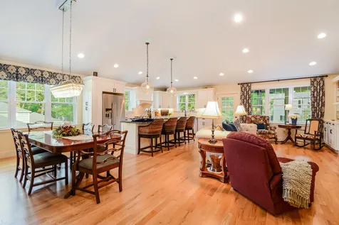39 Thayer Pond Road Concord NH 03301