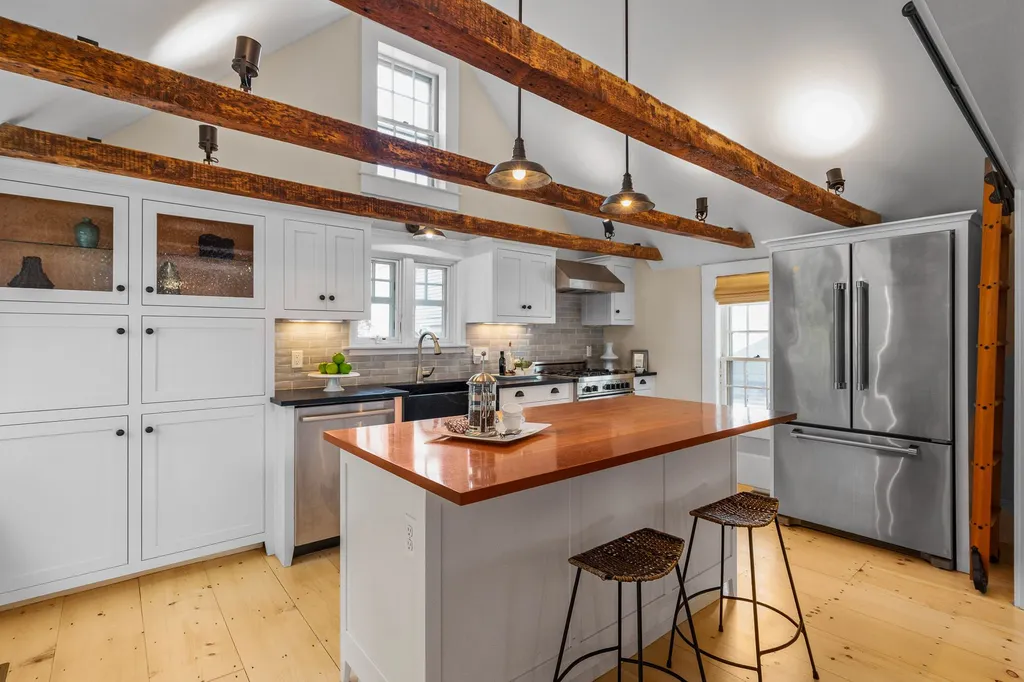 454 Marcy Street Portsmouth NH 03801
