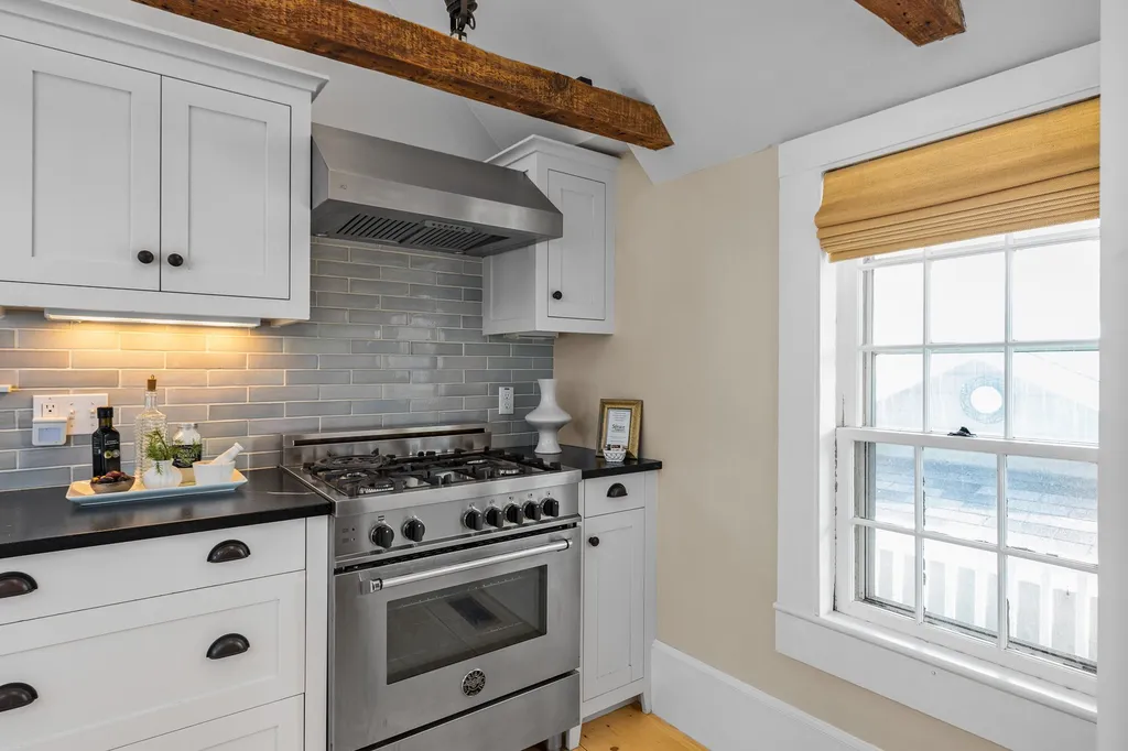454 Marcy Street Portsmouth NH 03801