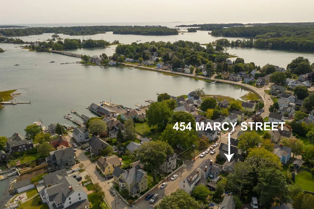 454 Marcy Street Portsmouth NH 03801