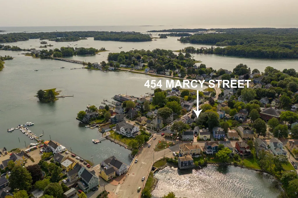 454 Marcy Street Portsmouth NH 03801