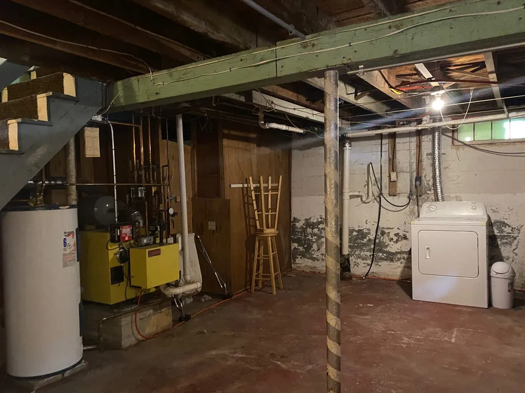 6 Dexter Hill Road Claremont NH 03743