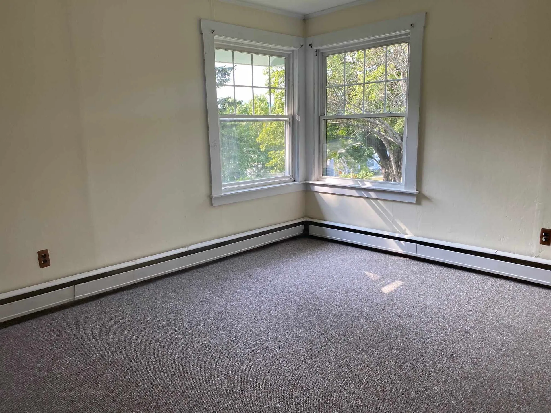 6 Dexter Hill Road Claremont NH 03743