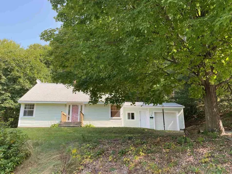 6 Dexter Hill Road Claremont NH 03743