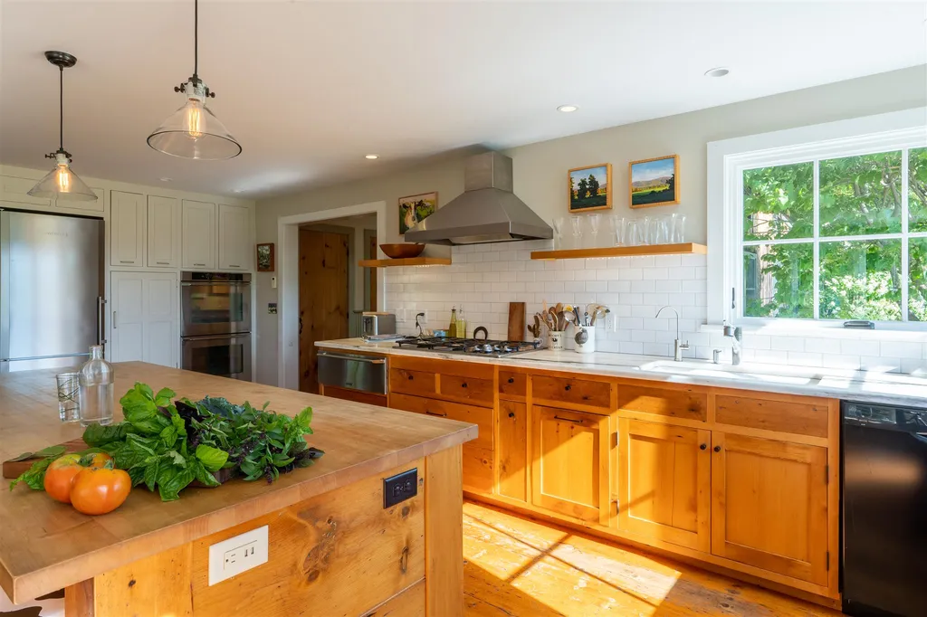 1301 Cider Mill Road Cornwall VT 05753