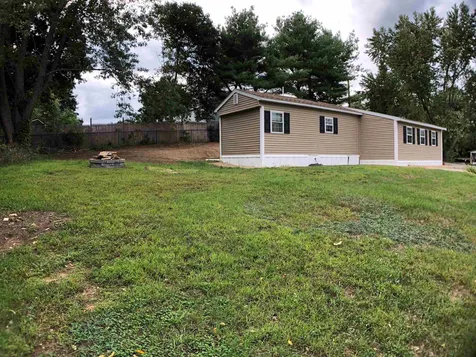 8 Mildred Avenue Raymond NH 03077