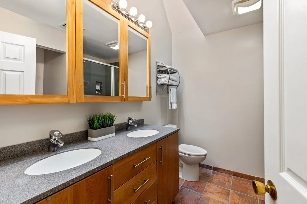 59 Spinnaker Way Portsmouth NH 03801