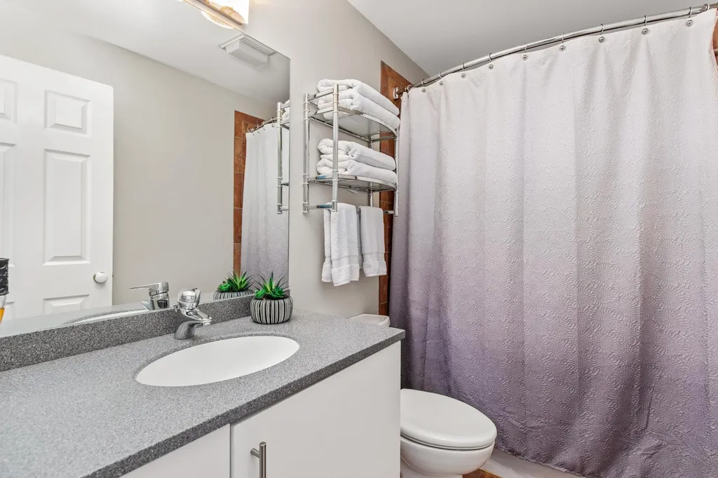 59 Spinnaker Way Portsmouth NH 03801