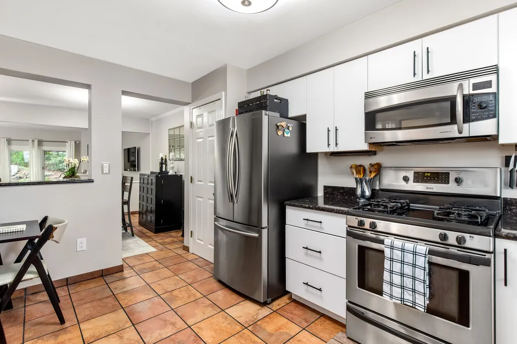 59 Spinnaker Way Portsmouth NH 03801