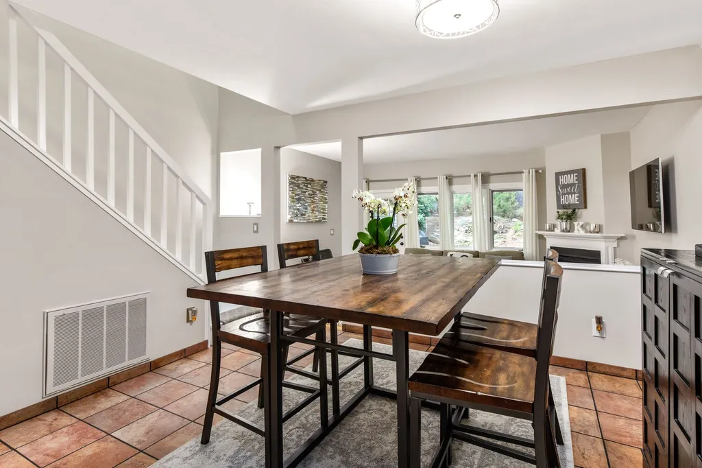 59 Spinnaker Way Portsmouth NH 03801