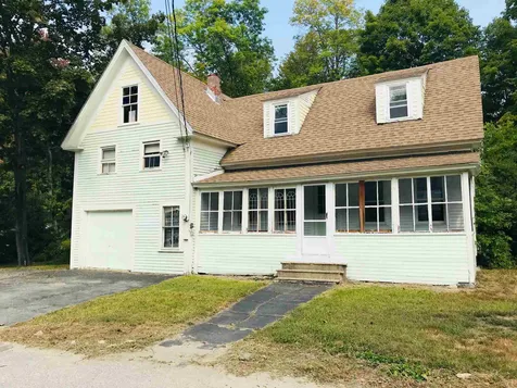 28 Pleasant Street Plymouth NH 03264