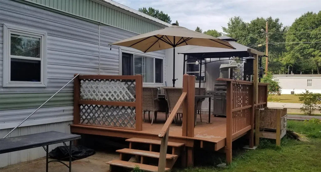 7010 Clinton Street Loudon NH 03307