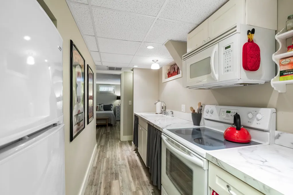 19 Clover Street Exeter NH 03833