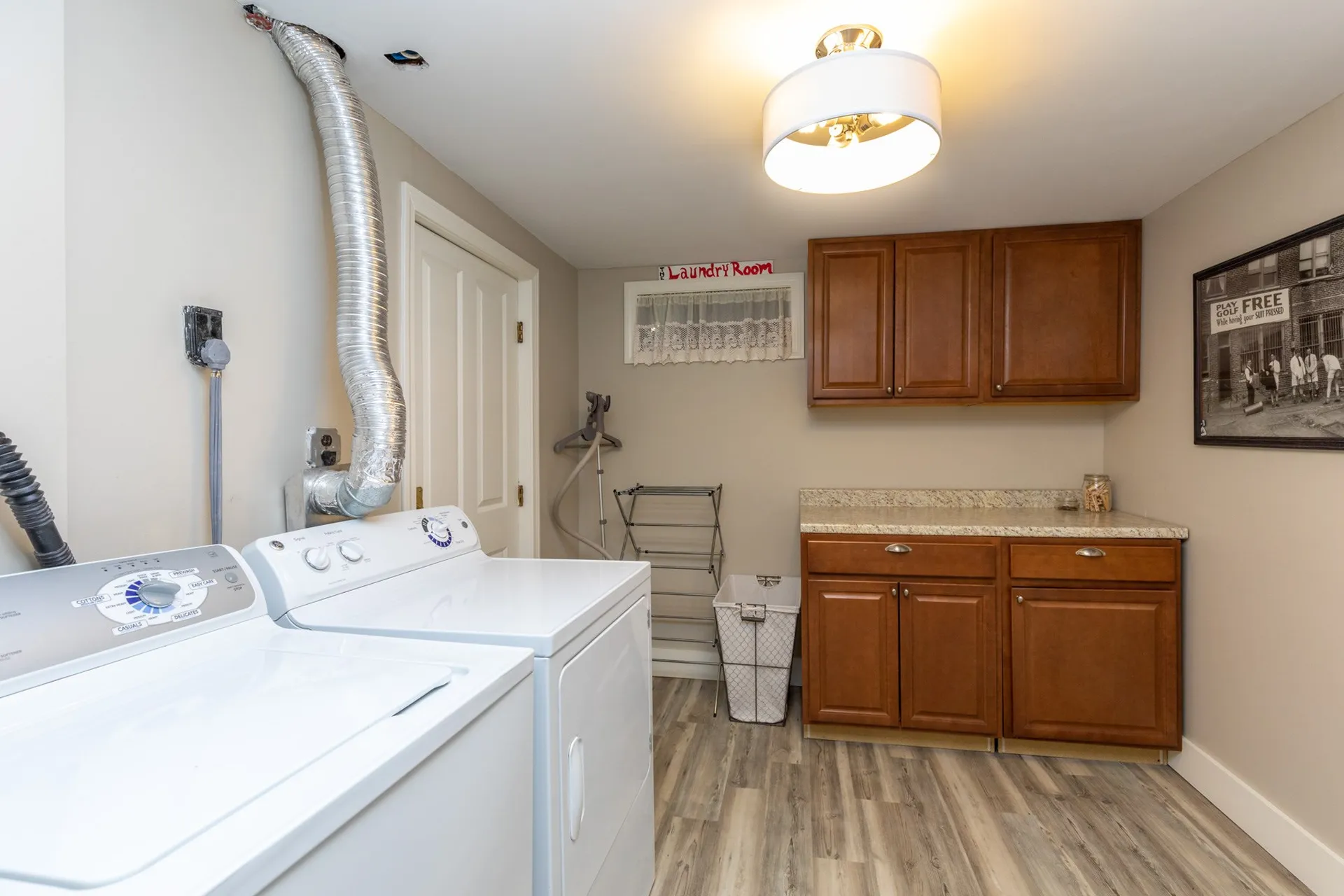 19 Clover Street Exeter NH 03833