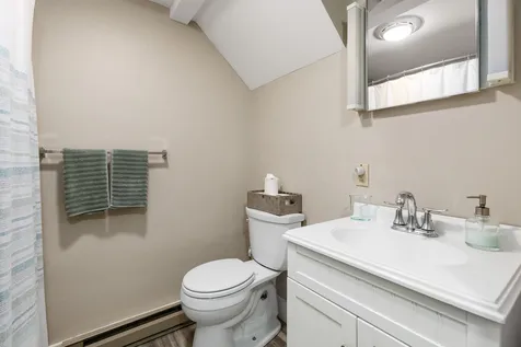 19 Clover Street Exeter NH 03833