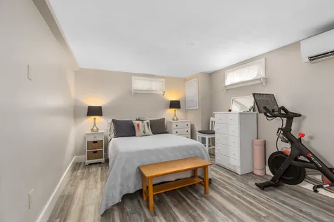 19 Clover Street Exeter NH 03833