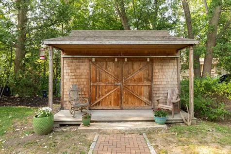19 Clover Street Exeter NH 03833