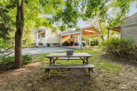 19 Clover Street Exeter NH 03833