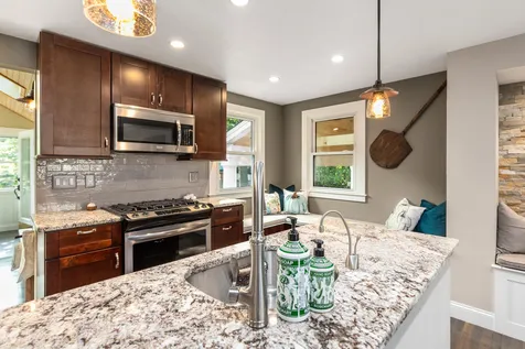19 Clover Street Exeter NH 03833