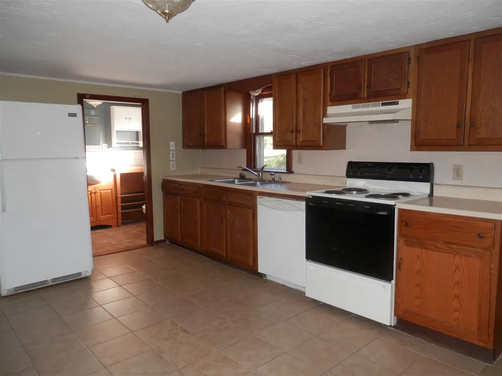 143 New Hampton Road Franklin NH 03235