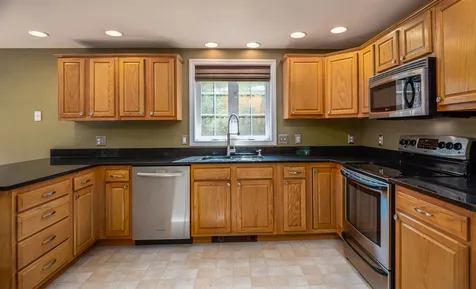 577 Raymond Road Candia NH 03034