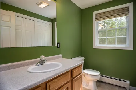 577 Raymond Road Candia NH 03034