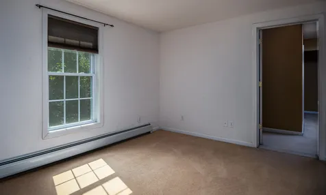 577 Raymond Road Candia NH 03034